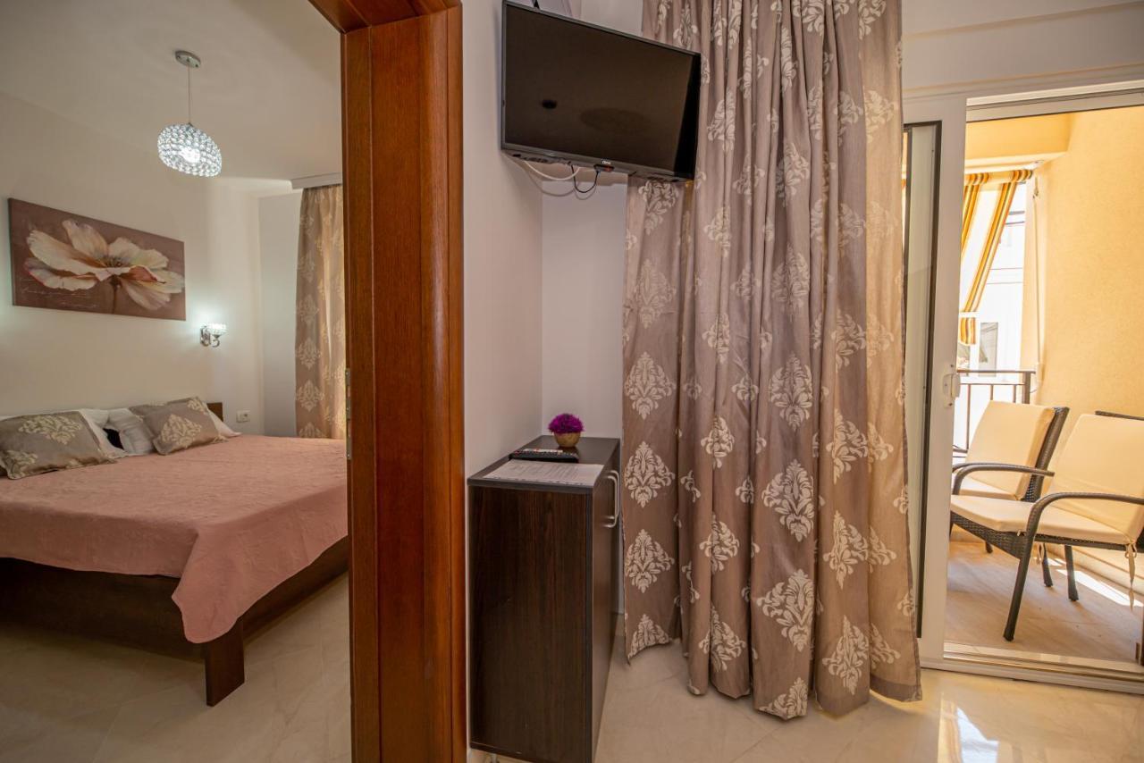 Kristal Apartmani Canj Luaran gambar